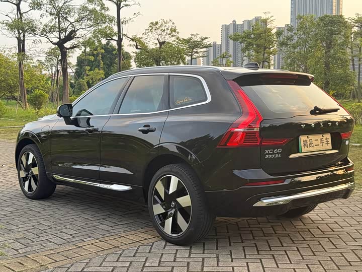 Фото 6 - Volvo XC60 Hybrid