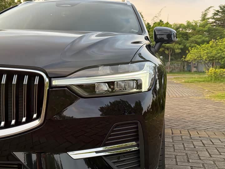 Фото 9 - Volvo XC60 Hybrid