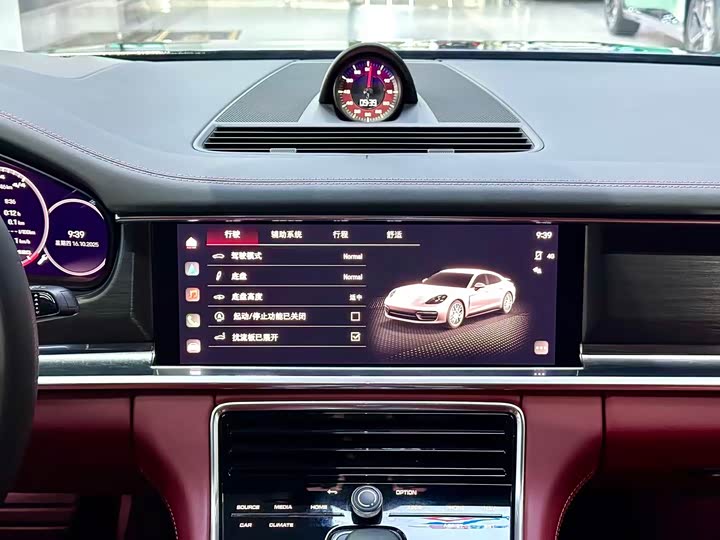 Фото 15 - Porsche Panamera