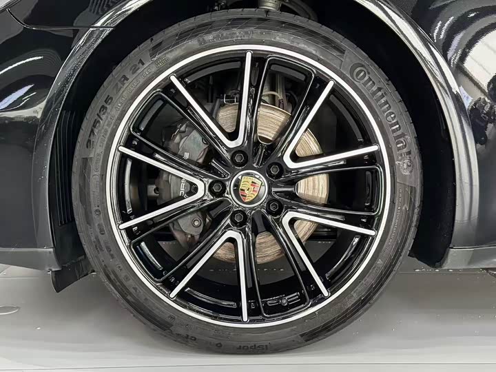 Фото 16 - Porsche Panamera