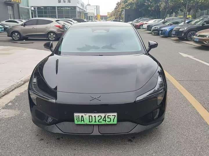 Фото 2 - XPeng Mona M03