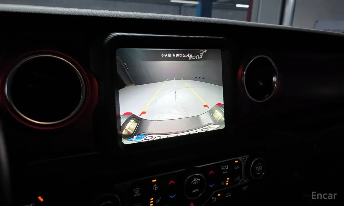 Фото 15 - Jeep Gladiator