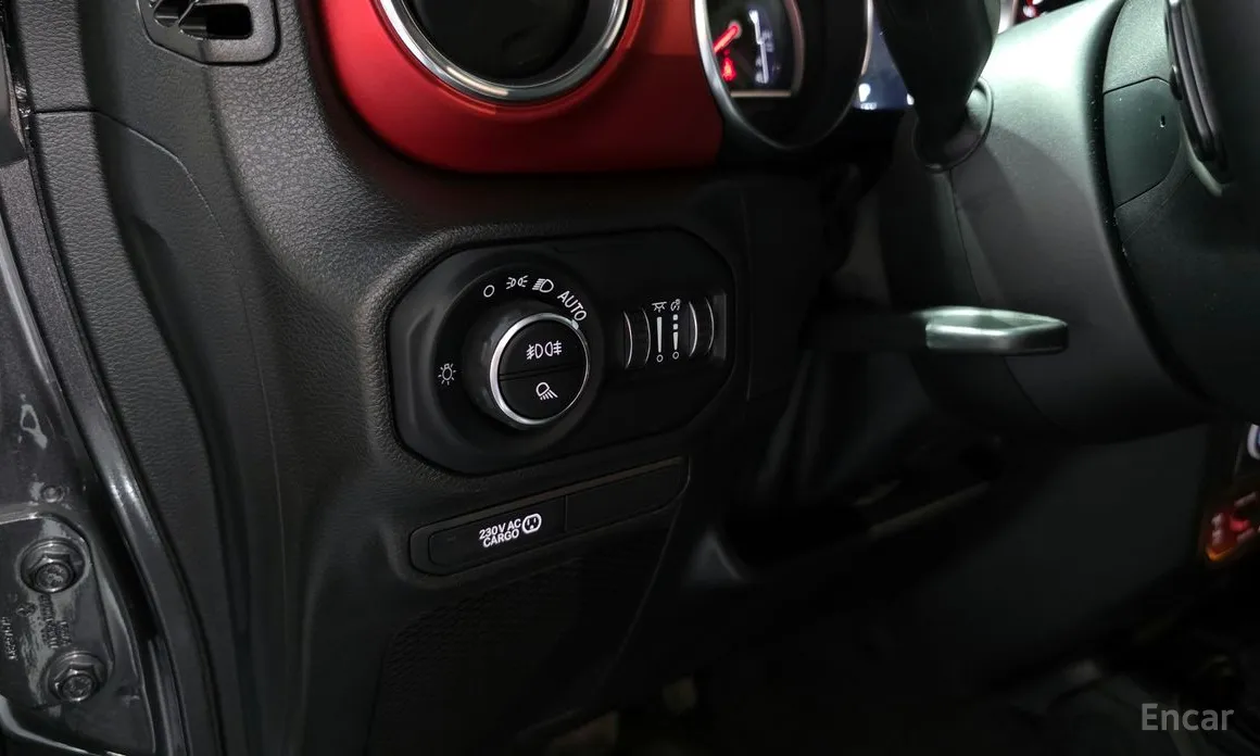 Фото 17 - Jeep Gladiator