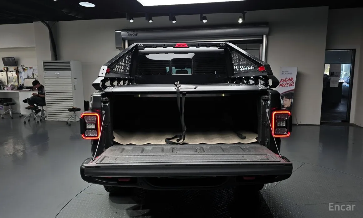 Фото 20 - Jeep Gladiator