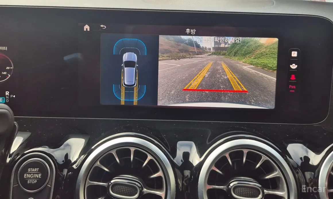 Фото 19 - Mercedes-Benz GLA-Class