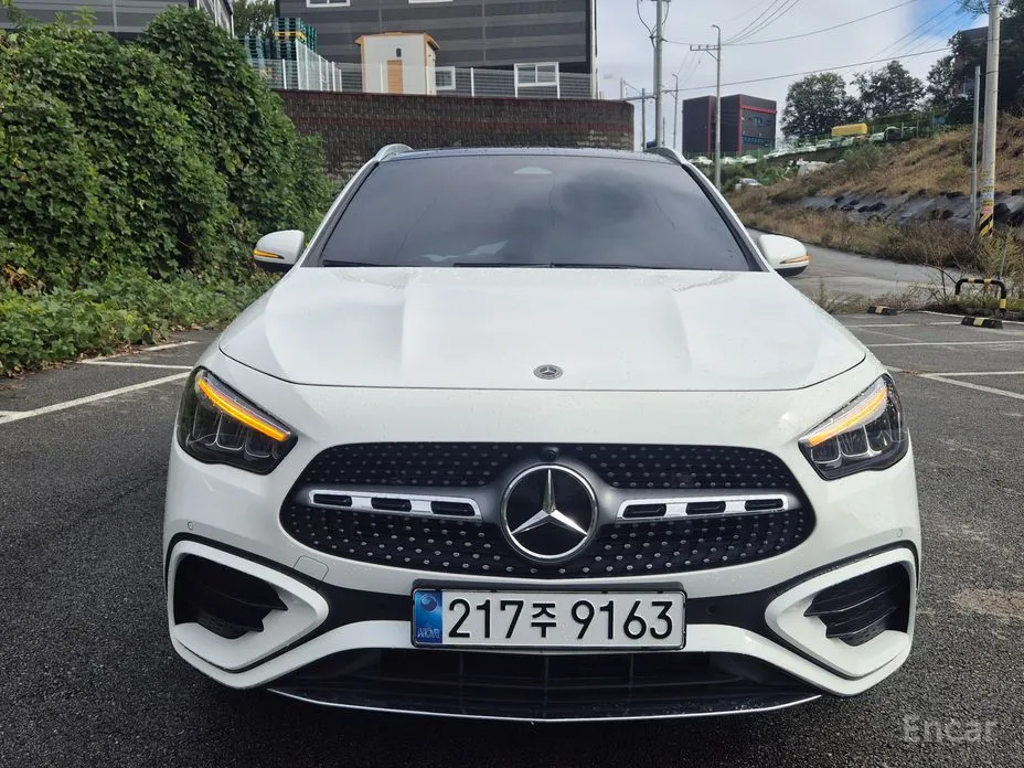 Фото 3 - Mercedes-Benz GLA-Class