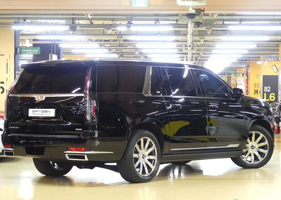 Фото 3 - Cadillac Escalade