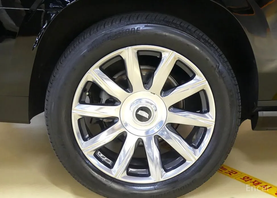 Фото 5 - Cadillac Escalade