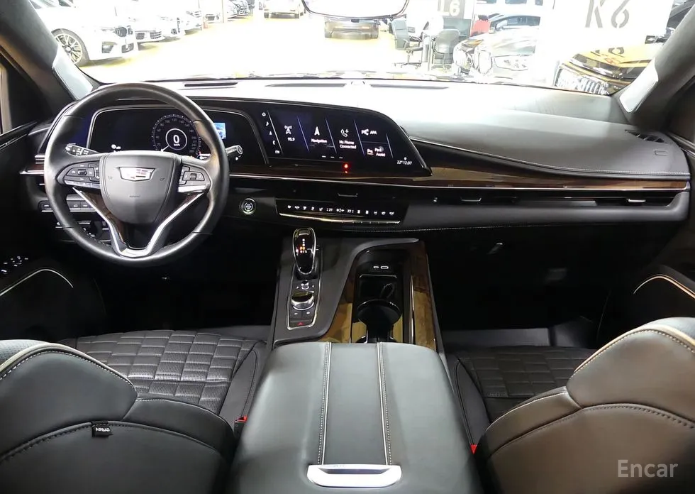 Фото 7 - Cadillac Escalade