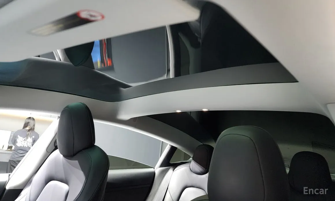 Фото 17 - Tesla Model 3