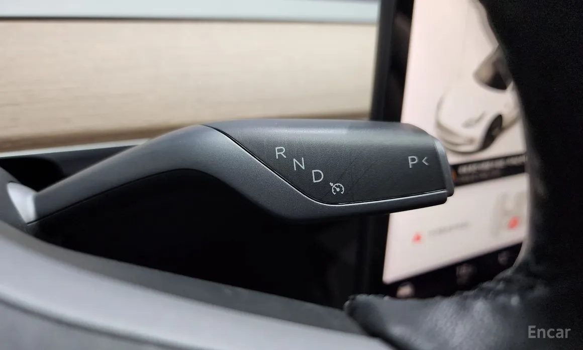 Фото 9 - Tesla Model 3