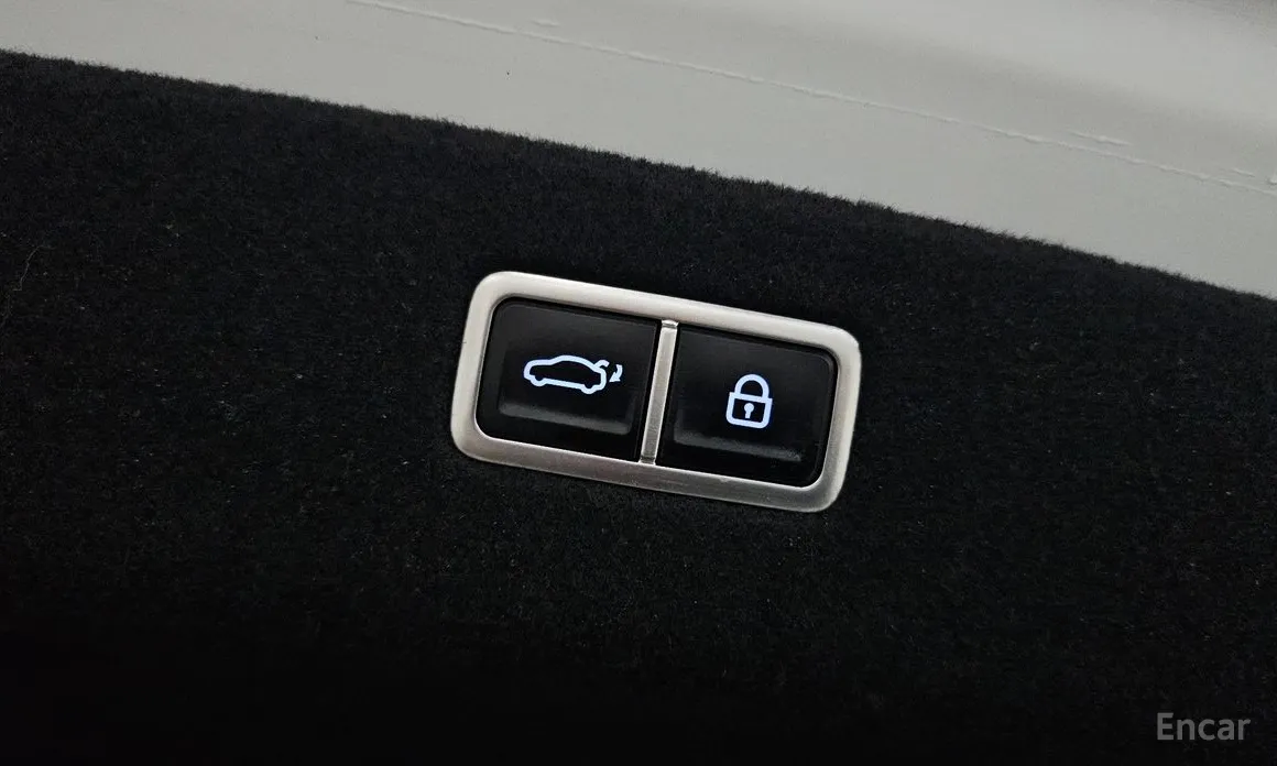 Фото 18 - Genesis G90