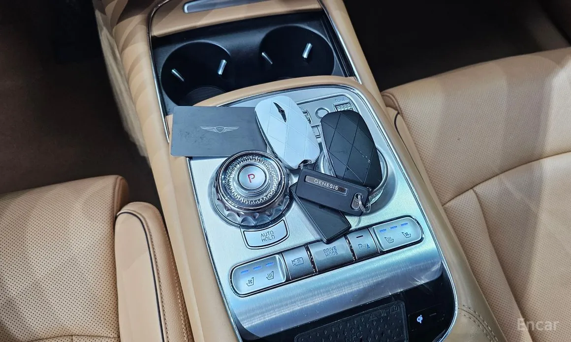 Фото 9 - Genesis G90