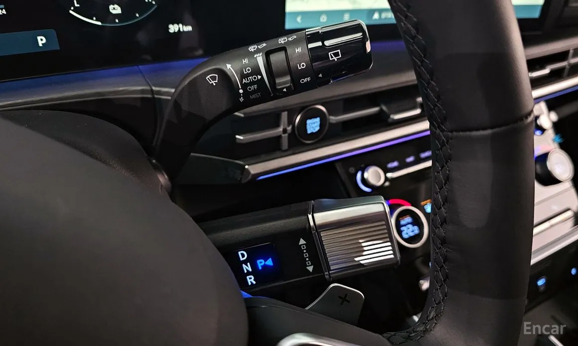 Фото 9 - Hyundai Santa Fe