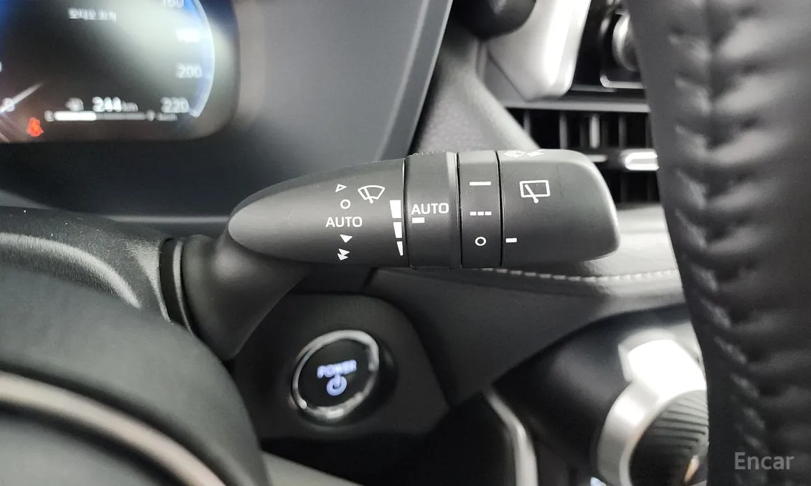 Фото 17 - Toyota RAV4