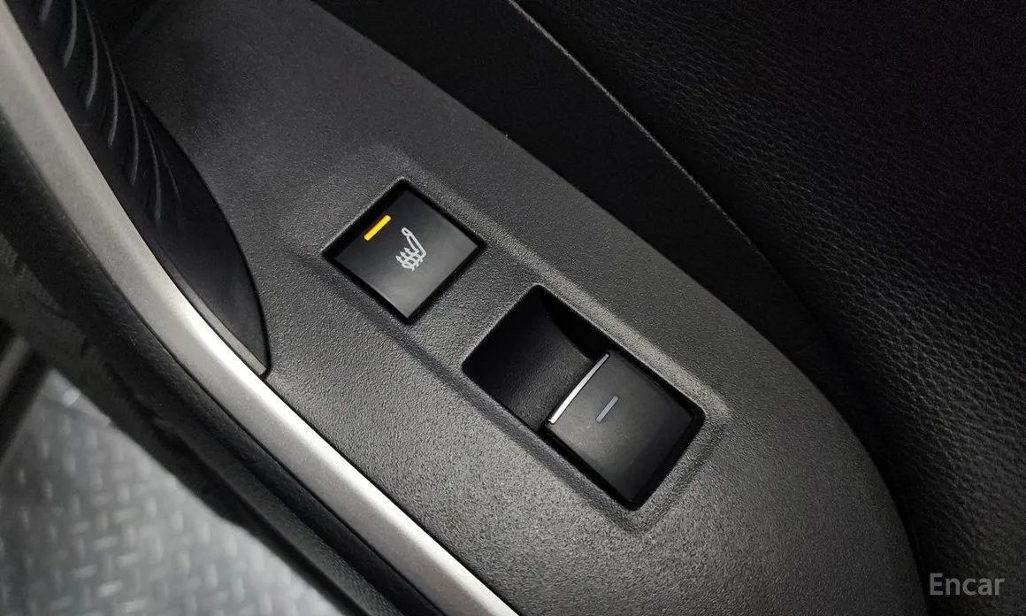 Фото 18 - Toyota RAV4