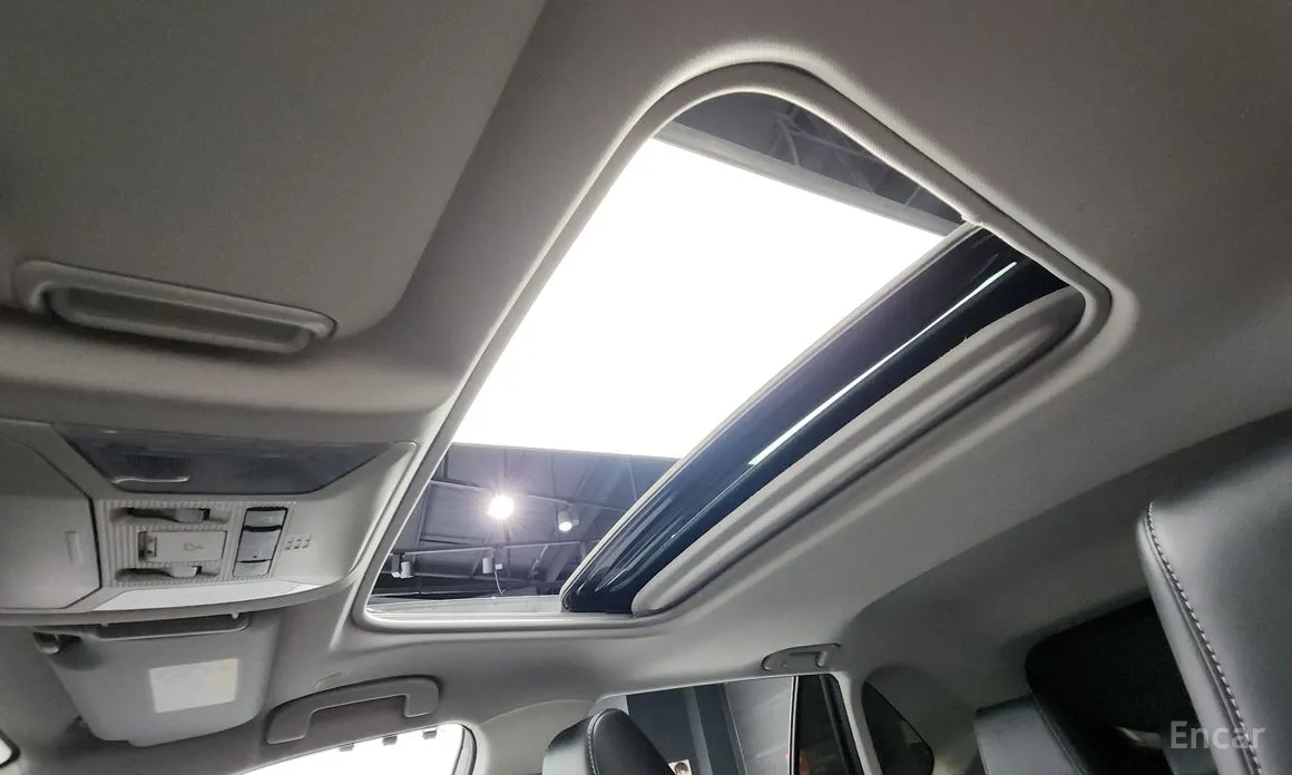 Фото 19 - Toyota RAV4