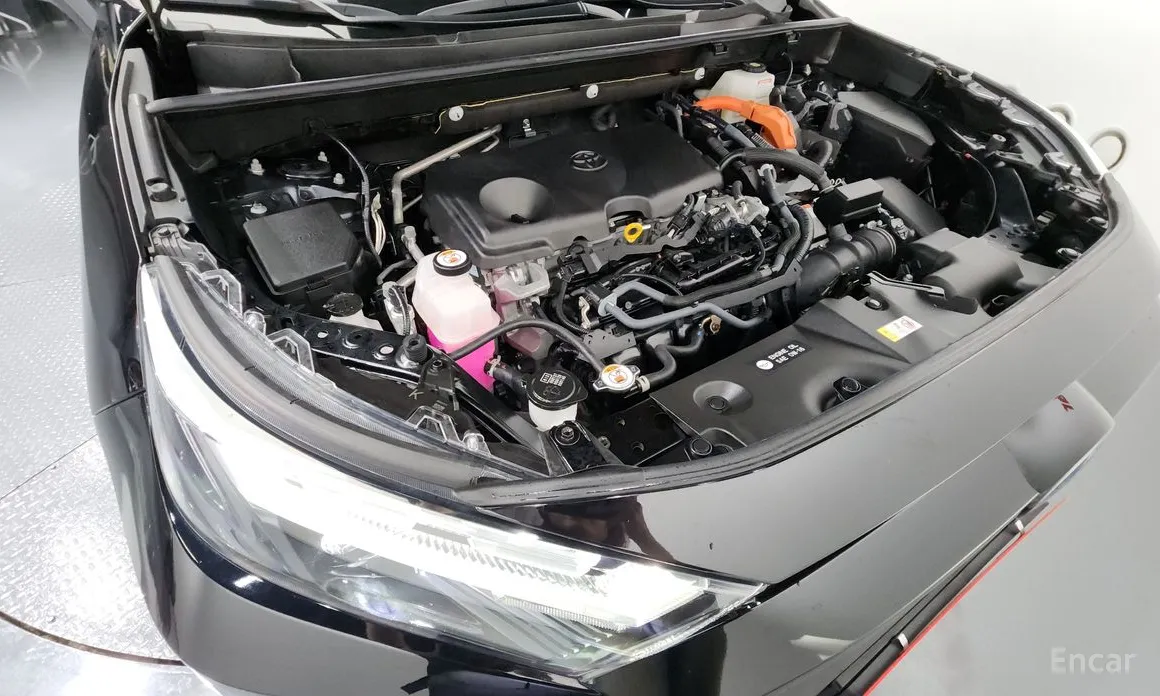 Фото 6 - Toyota RAV4