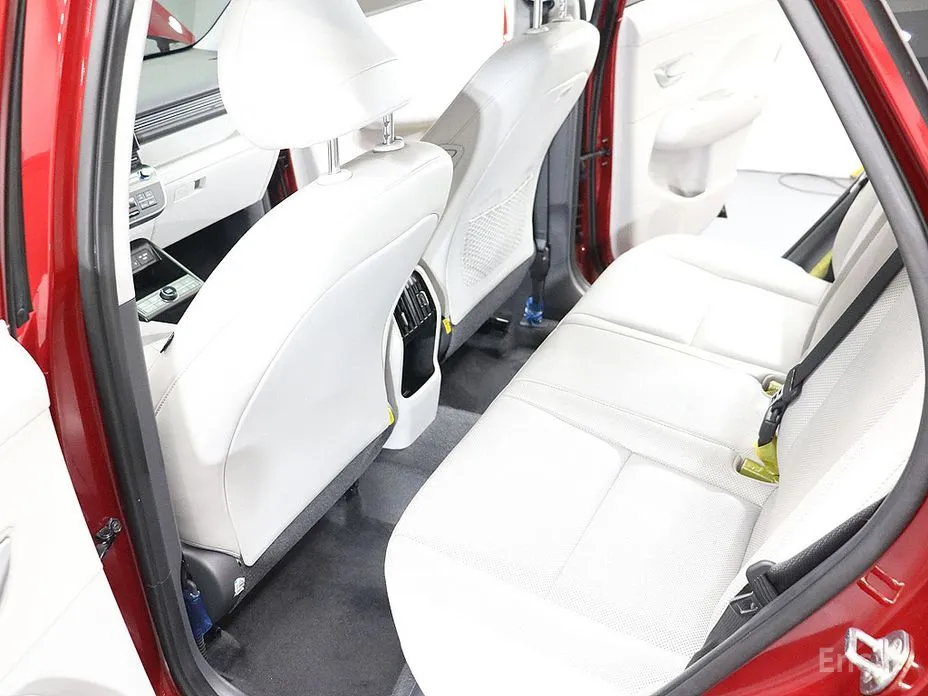 Фото 16 - Hyundai Kona