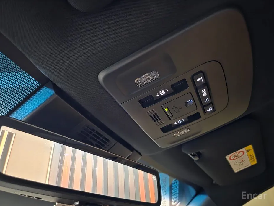 Фото 15 - Toyota Camry