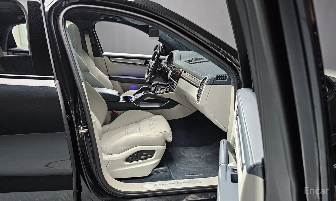 Фото 16 - Porsche Cayenne