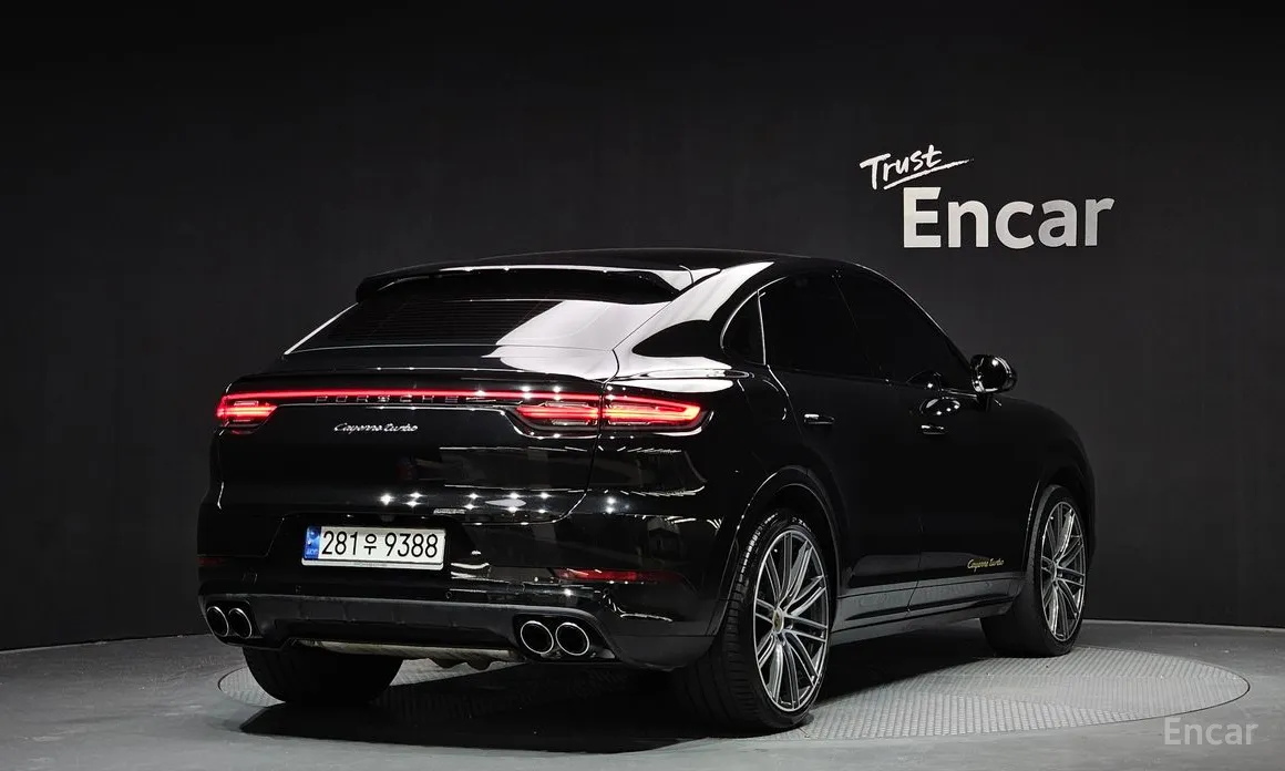 Фото 2 - Porsche Cayenne