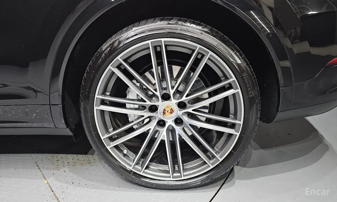 Фото 5 - Porsche Cayenne
