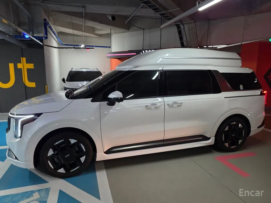 Фото 2 - Kia Carnival