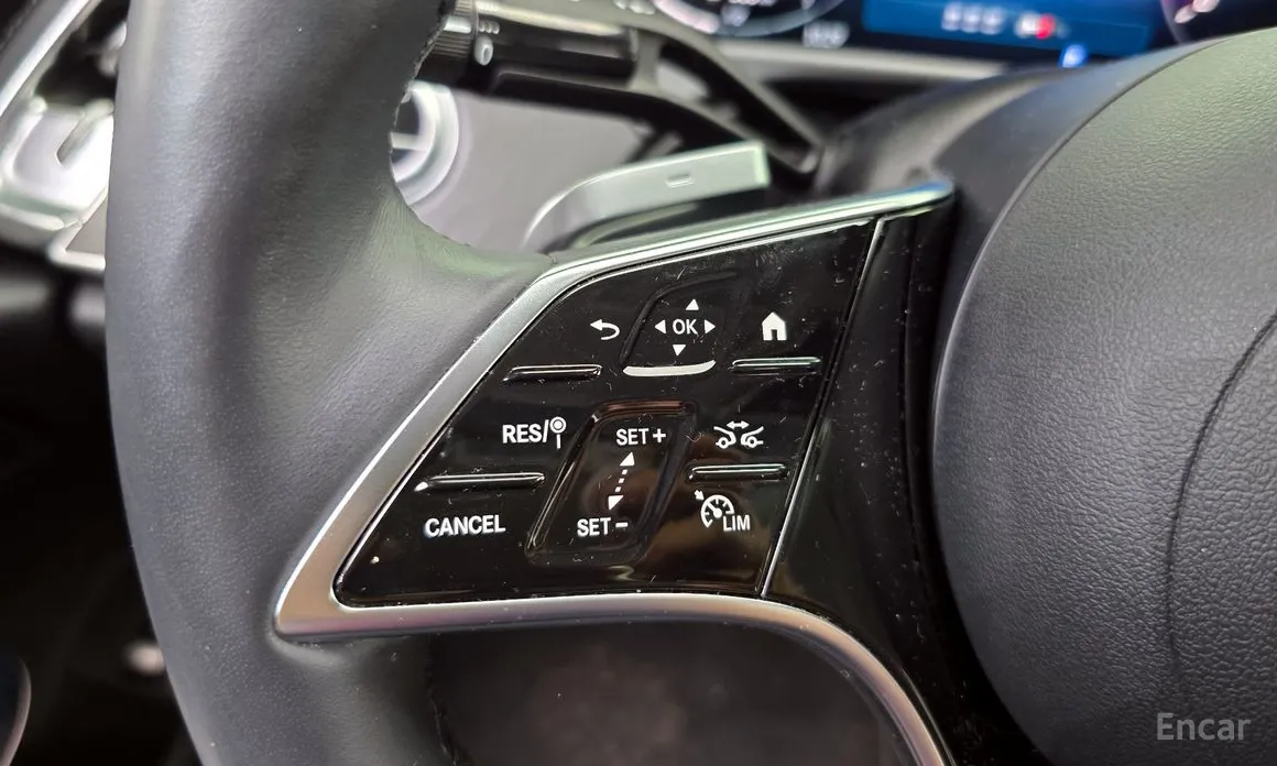 Фото 17 - Mercedes-Benz E-Class