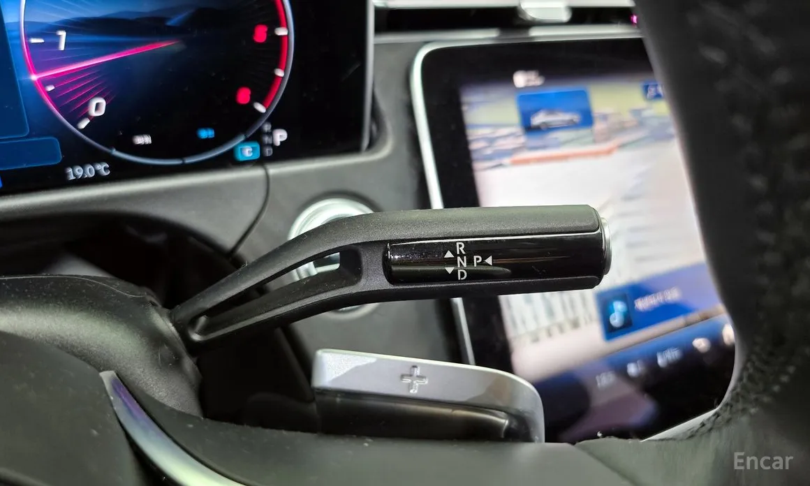 Фото 9 - Mercedes-Benz E-Class