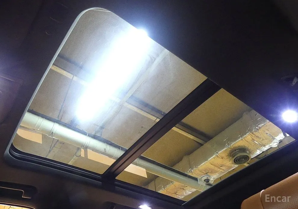 Фото 18 - Chevrolet Surburban