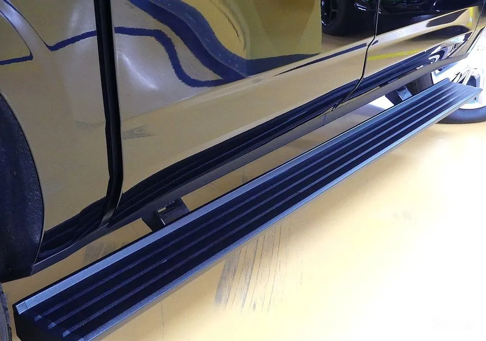 Фото 19 - Chevrolet Surburban