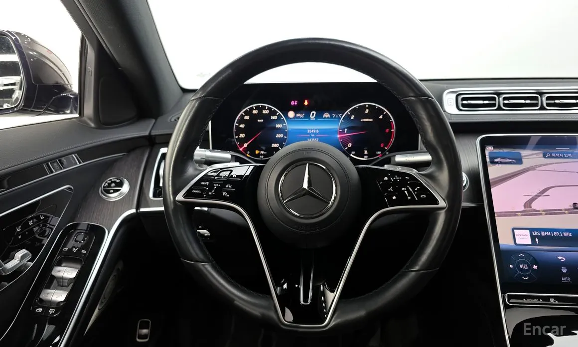 Фото 13 - Mercedes-Benz S-Class