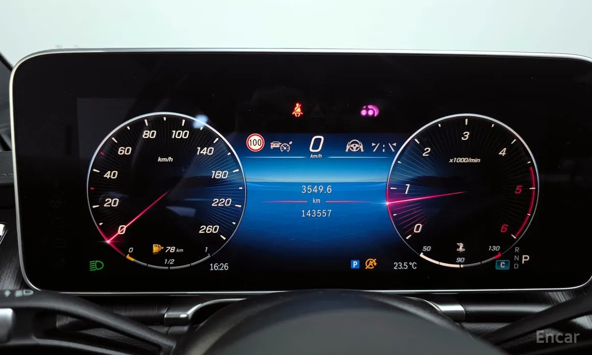 Фото 8 - Mercedes-Benz S-Class