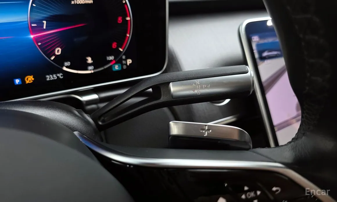 Фото 9 - Mercedes-Benz S-Class