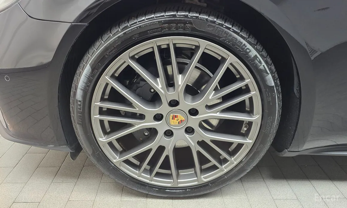 Фото 5 - Porsche Panamera