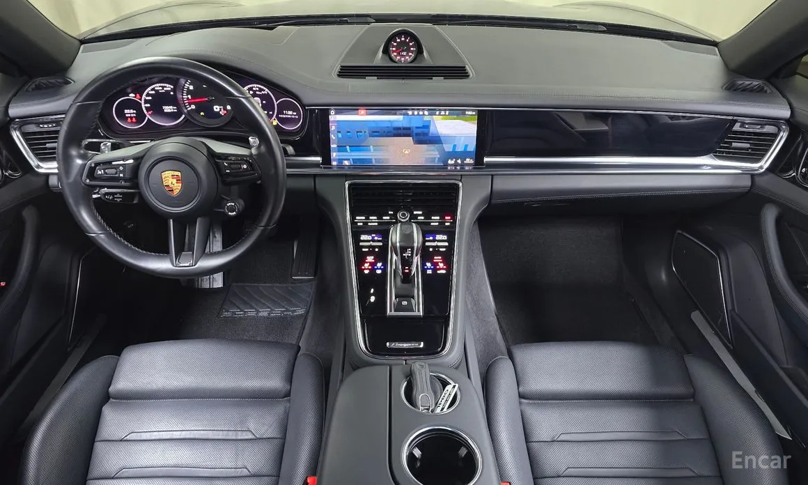 Фото 7 - Porsche Panamera