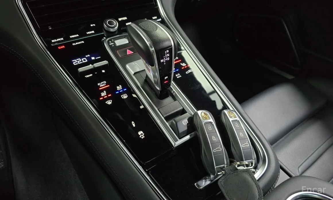 Фото 9 - Porsche Panamera