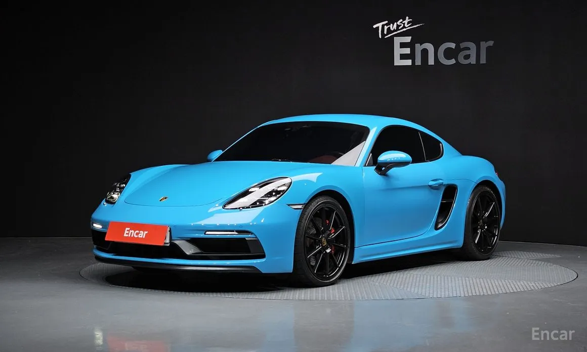 Фото 1 - Porsche 718