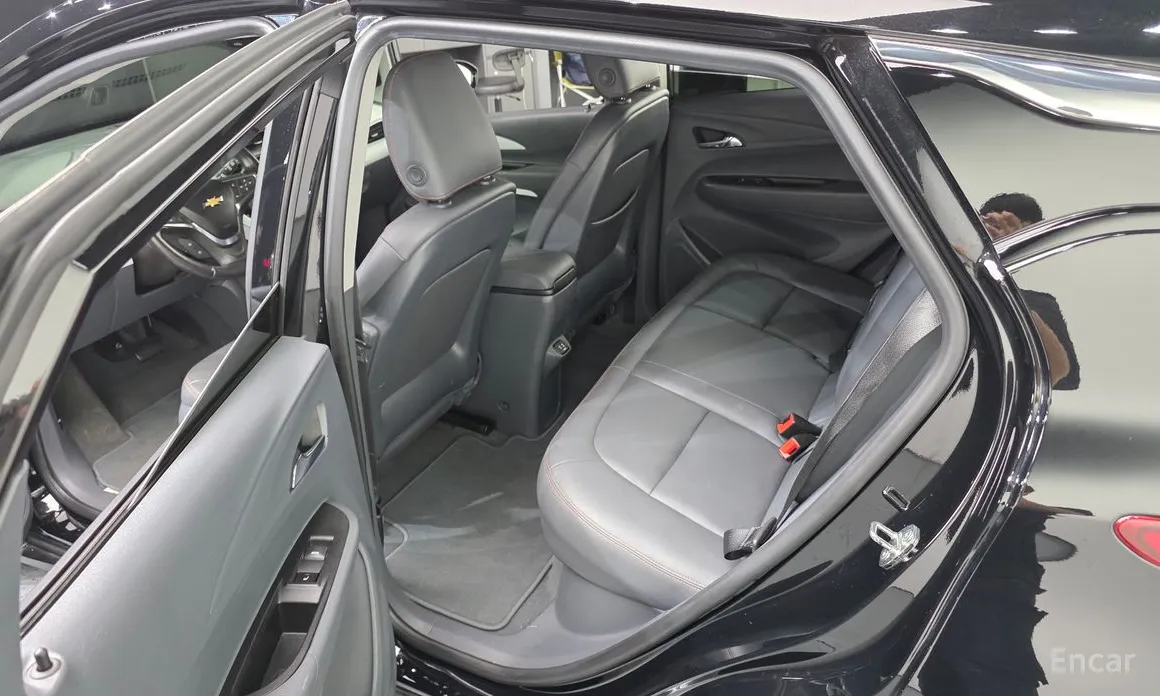 Фото 11 - Chevrolet Bolt EV