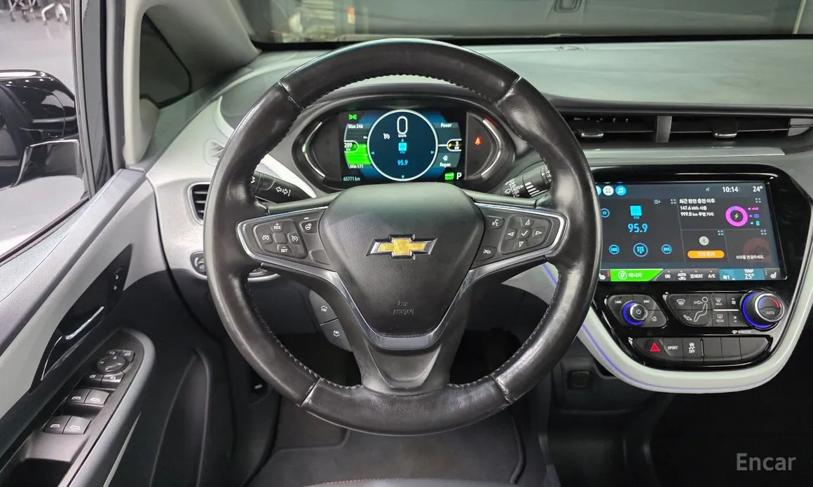 Фото 13 - Chevrolet Bolt EV