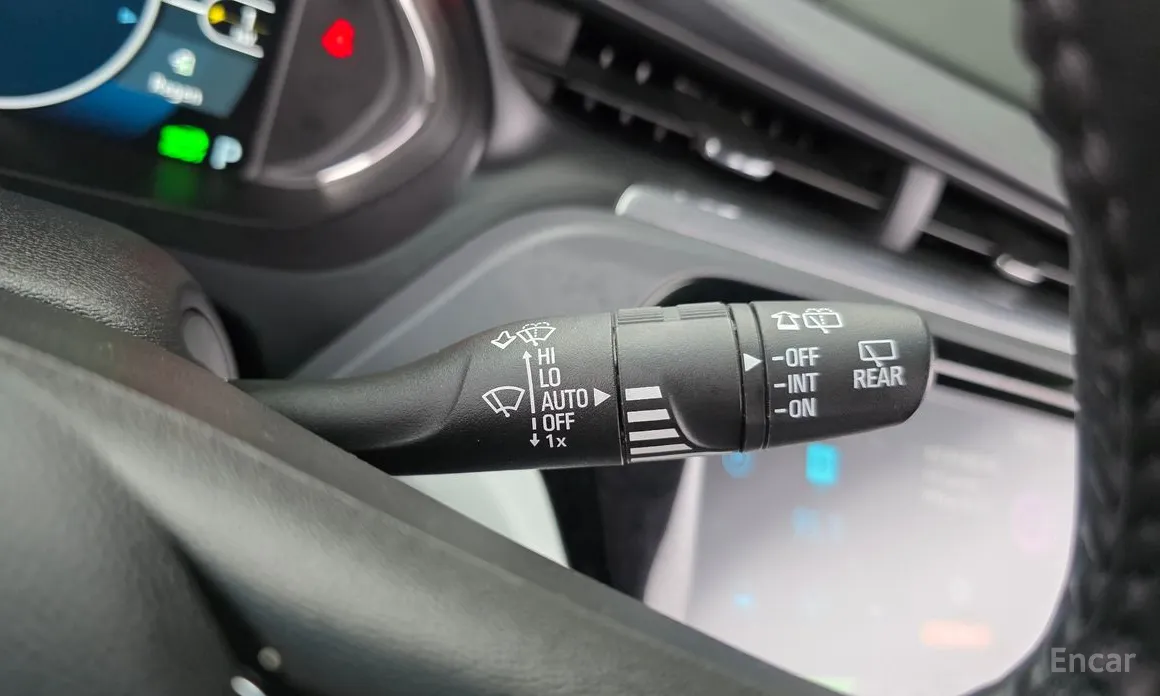 Фото 16 - Chevrolet Bolt EV