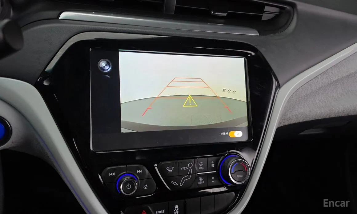 Фото 17 - Chevrolet Bolt EV