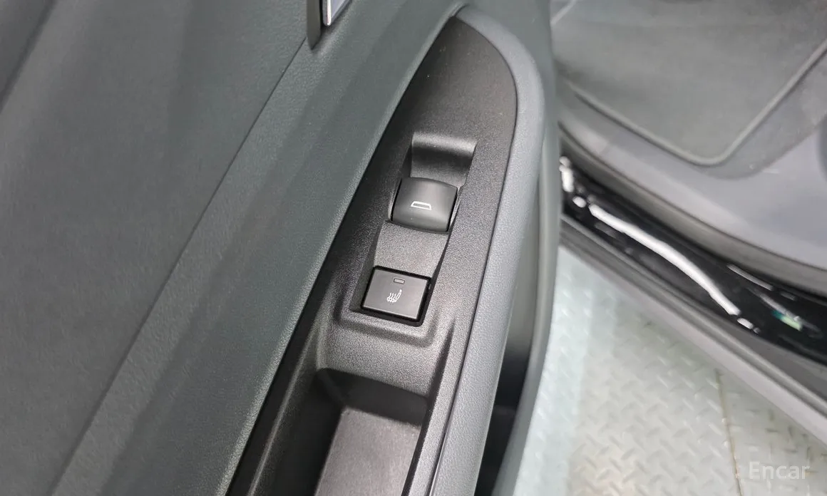 Фото 20 - Chevrolet Bolt EV