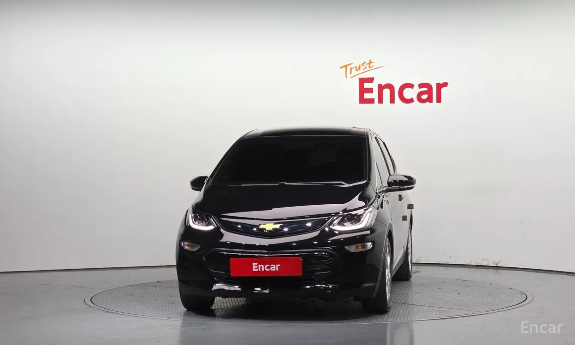 Фото 3 - Chevrolet Bolt EV