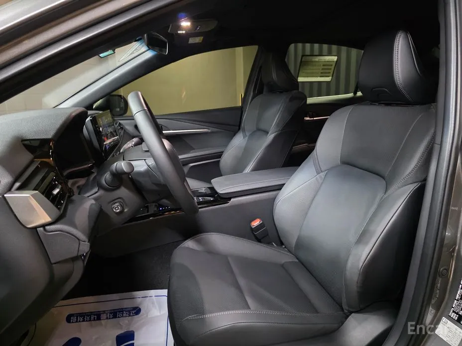 Фото 10 - Toyota Camry