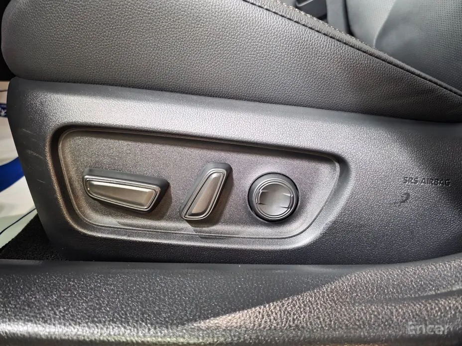 Фото 13 - Toyota Camry