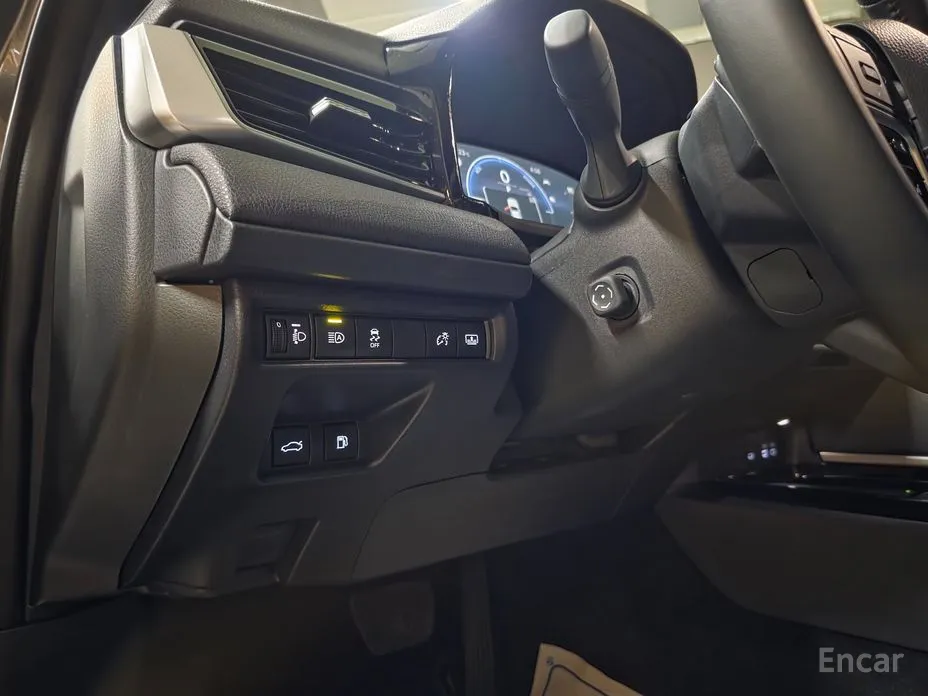 Фото 16 - Toyota Camry