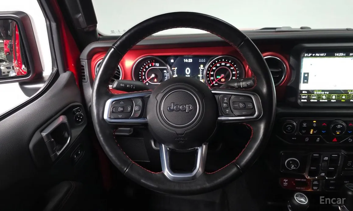 Фото 13 - Jeep Gladiator