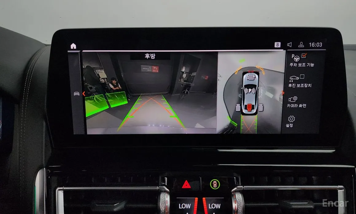 Фото 15 - BMW 8 Series